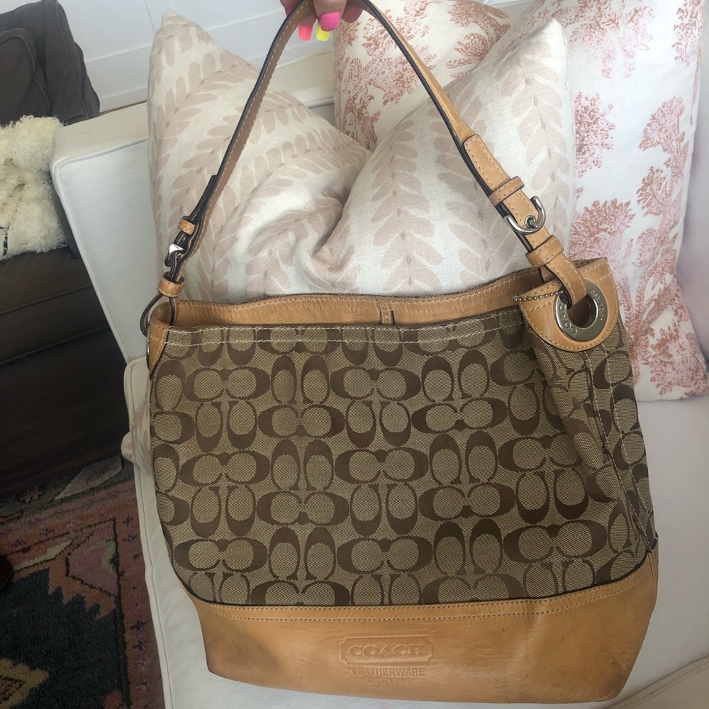 Vintage coach signature leather bucket bag